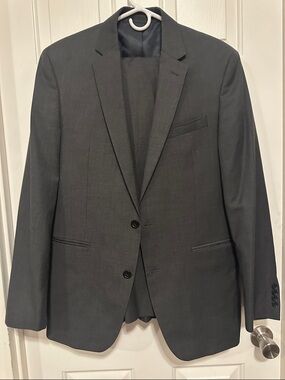 Men's Charcoal Gray Two-Button Suit Jacket